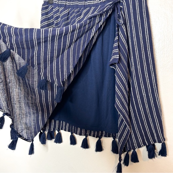 Aerie American Eagle Faux Wrap Skirt Tassel Fringe Navy Blue Stripes Medium M - Picture 4 of 7